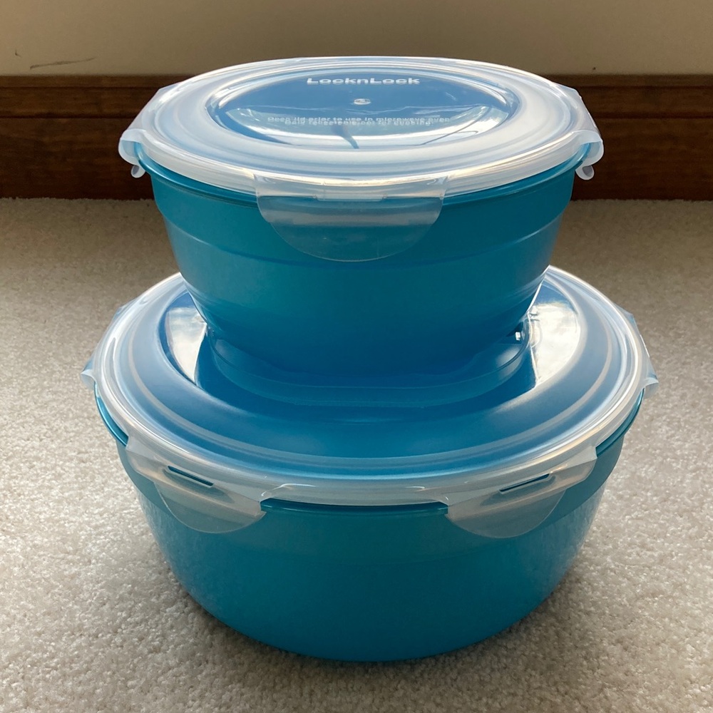 Lock & Lock Food Storage Containers with Airtight Lids - 4 Piece Set - Round